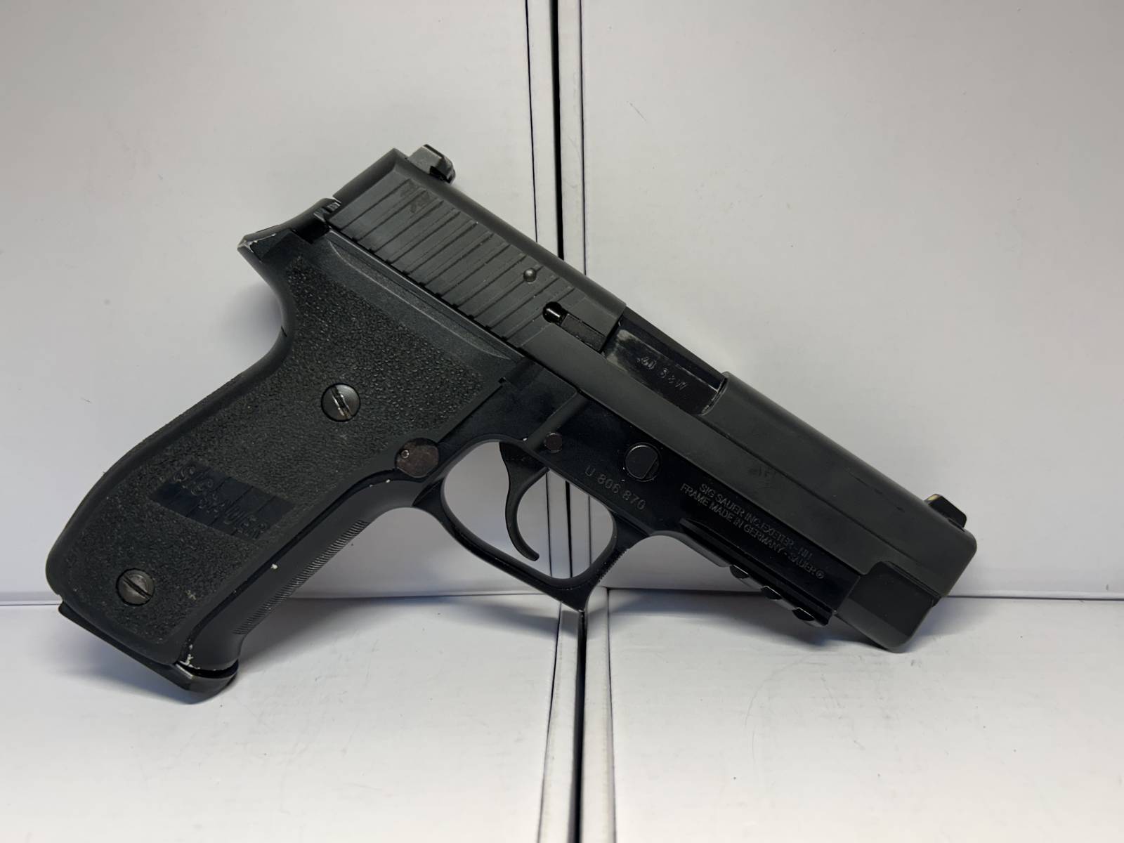 Sig Sauer P226 DAK Police Trade-In 40 S&W 4.40